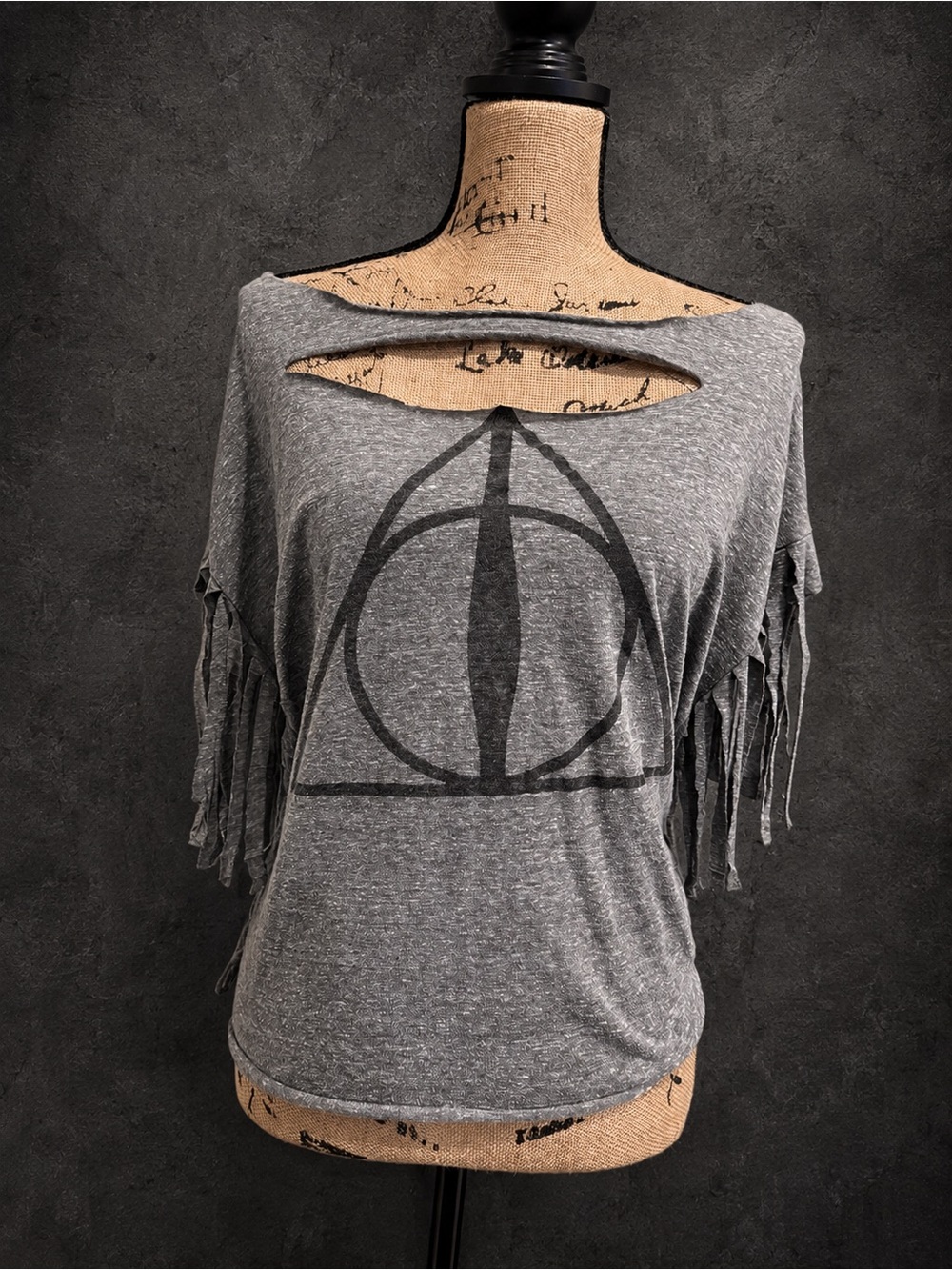 🖤 Distressed Deathly Hallows Fringe Top – Size Large